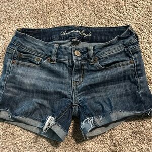 American Eagle women’s size 0 stretch jean shorts
